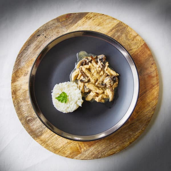 Strogonoff de Frango com Arroz Basmati