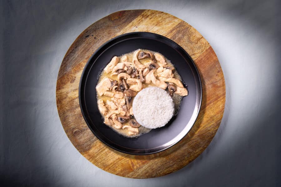 Strogonoff de Frango com Arroz Basmati